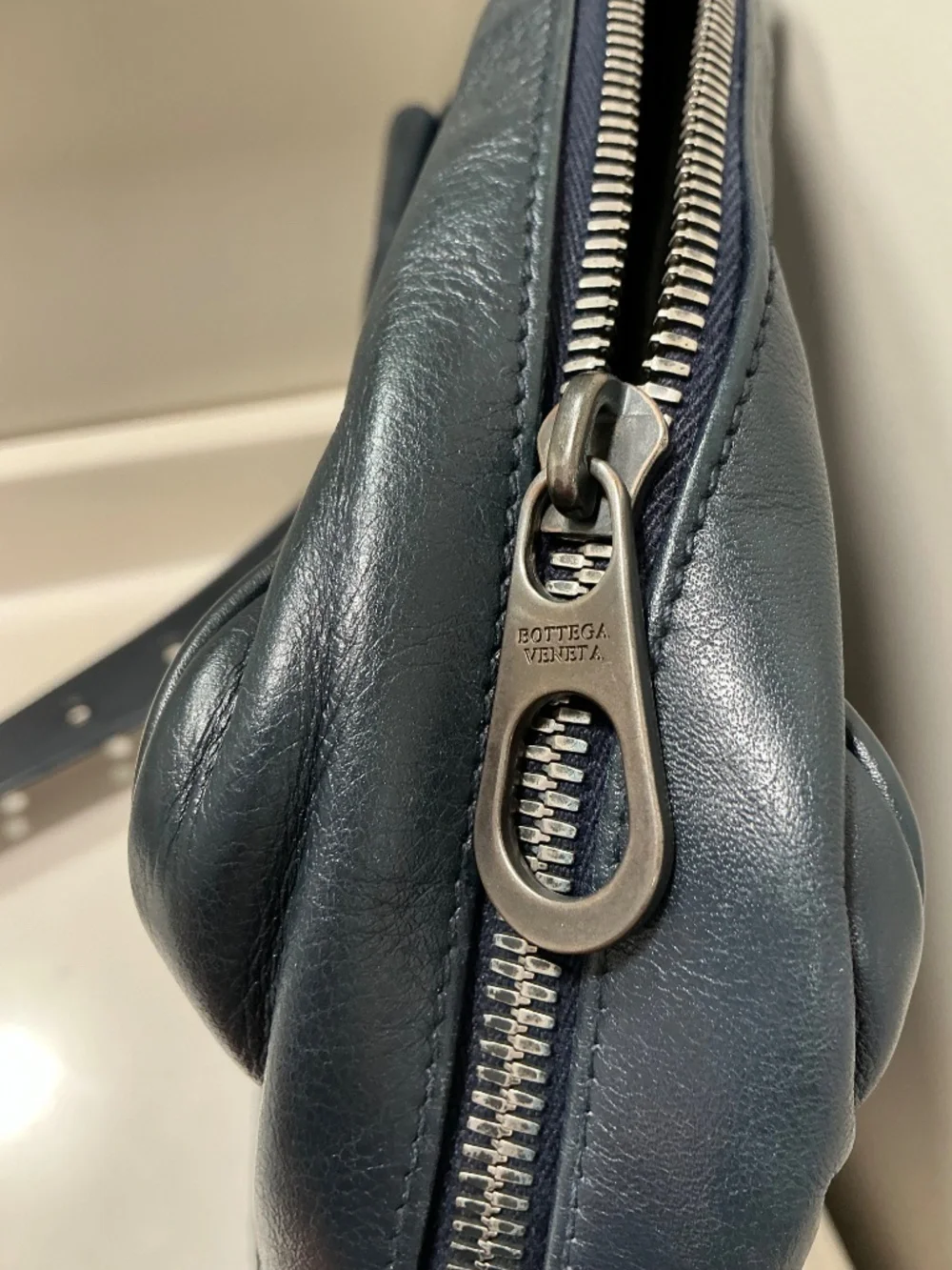 Bottega Veneta Intrecciato Navy blue messenger bag